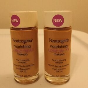 NWOT Neutrogena Nourishing Long Wear Liquid Foundation